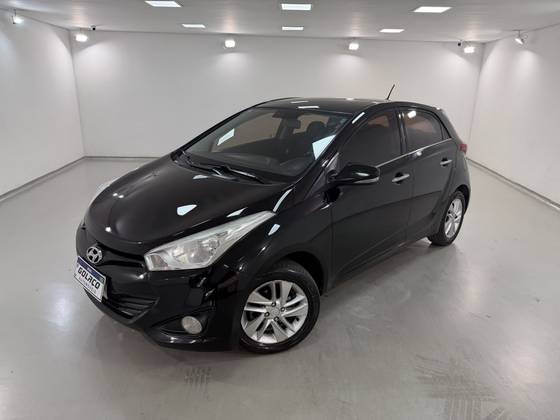 HYUNDAI HB20 1.6 PREMIUM 16V FLEX 4P AUTOMÁTICO HYUNDAI HB20 1.6 PREMIUM 16V FLEX 4P AUTOMÁTICO